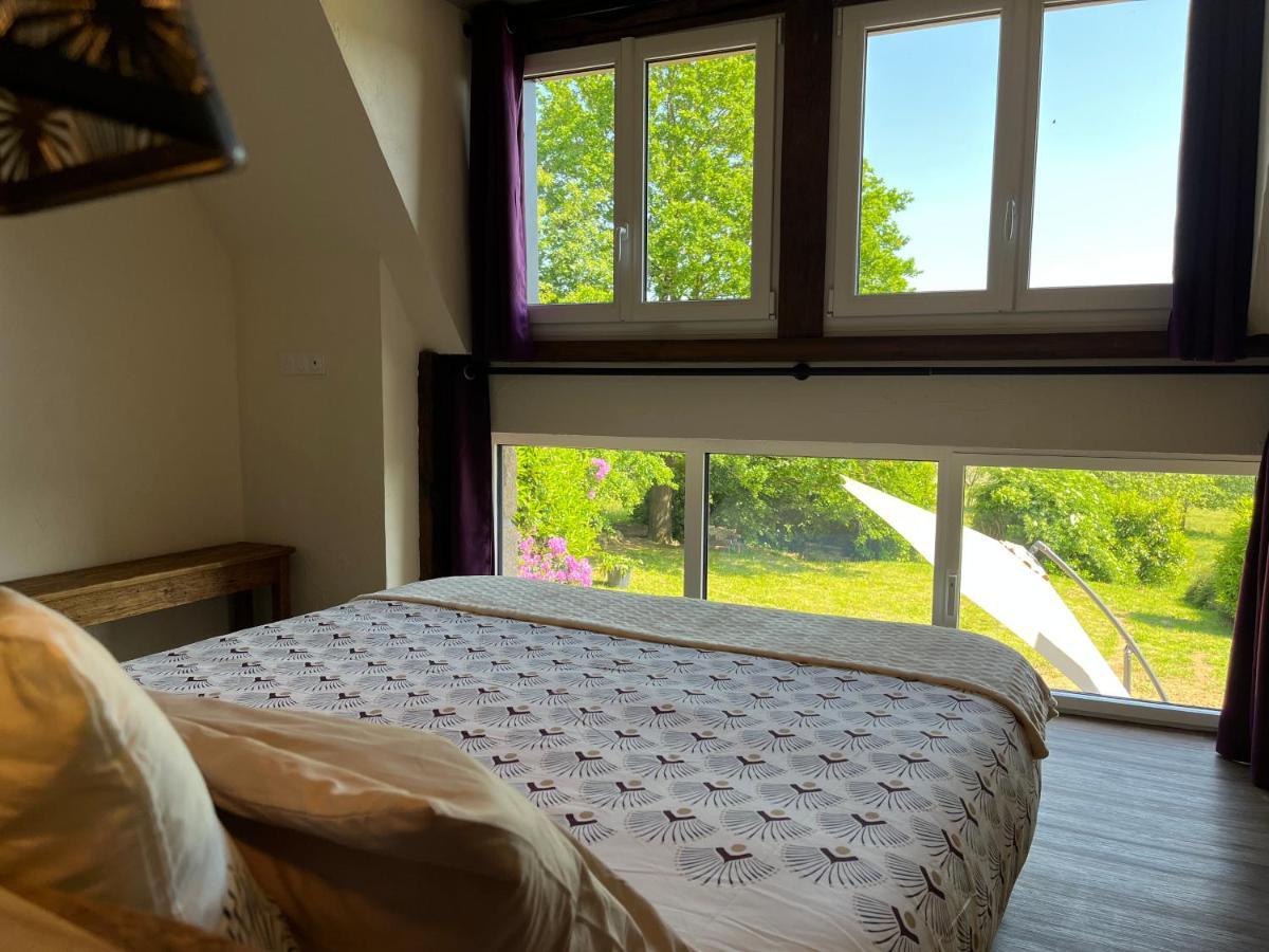 Maison D'Hote Avec Sauna Et Jacuzzi A La Campagne Les Portes du Coglais Esterno foto