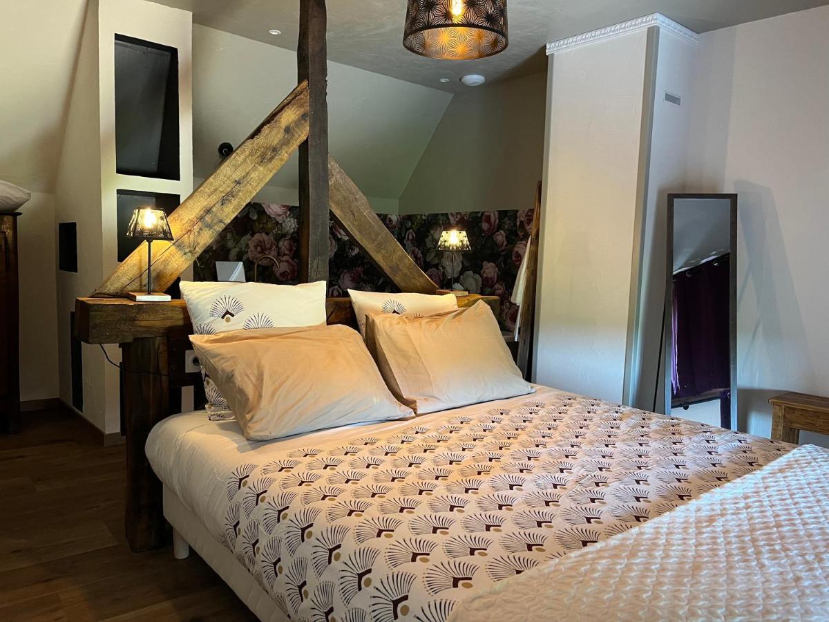 Maison D'Hote Avec Sauna Et Jacuzzi A La Campagne Les Portes du Coglais Esterno foto